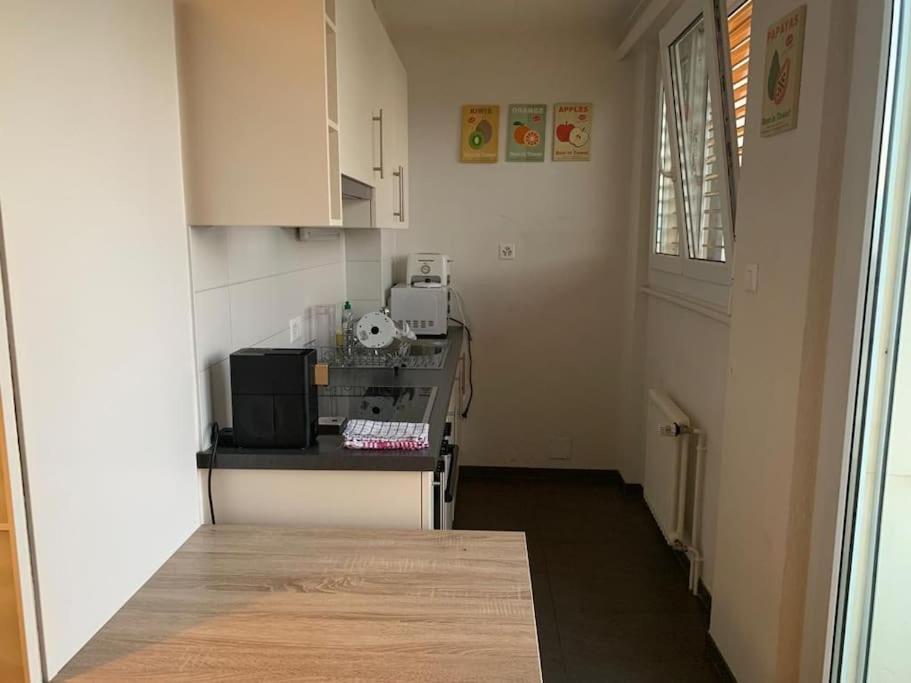 Апартаменты Beautiful Studio 2 Minutes From The Train Station Лозанна Экстерьер фото