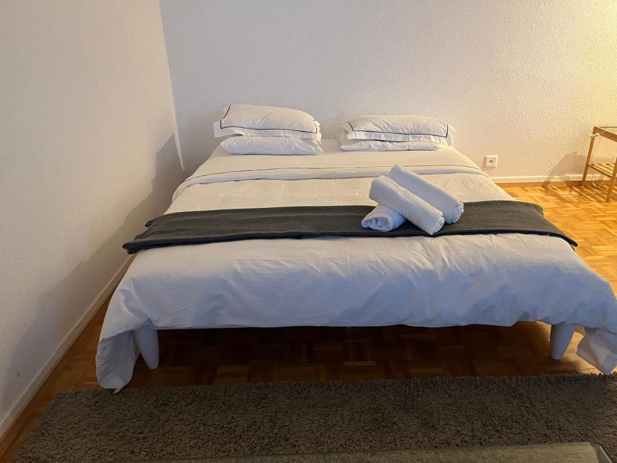 Апартаменты Beautiful Studio 2 Minutes From The Train Station Лозанна Экстерьер фото